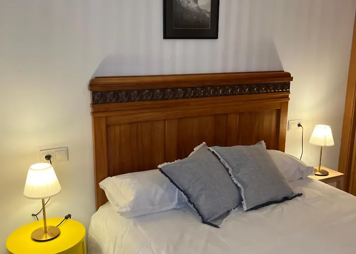 La Guia * Χιχόν